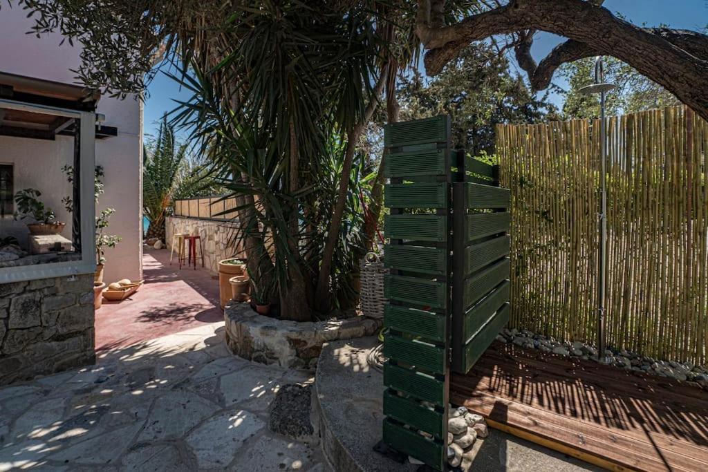 Sea And Sun Metaxy Mas, Brand-New, Beachfront ! Chania  Exterior foto