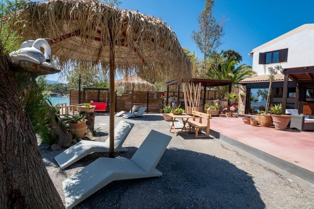 Sea And Sun Metaxy Mas, Brand-New, Beachfront ! Chania  Exterior foto